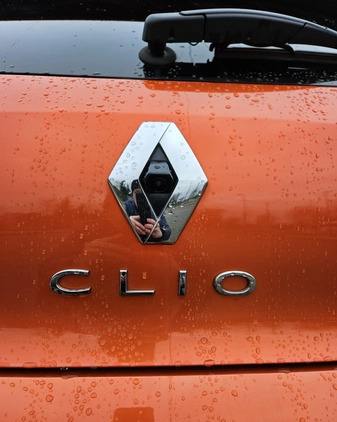 Renault Clio cena 79900 przebieg: 18000, rok produkcji 2023 z Góra małe 301